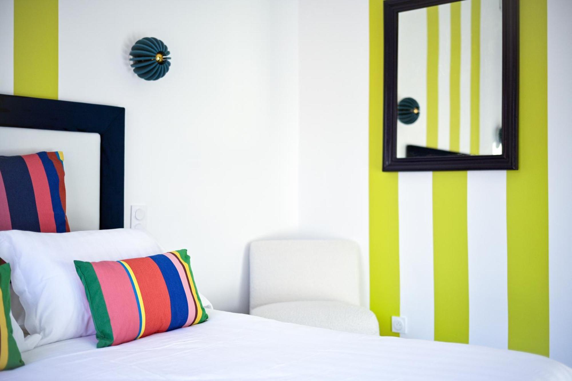 Hotel Espadon Bleu Le Lavandou Eksteriør bilde